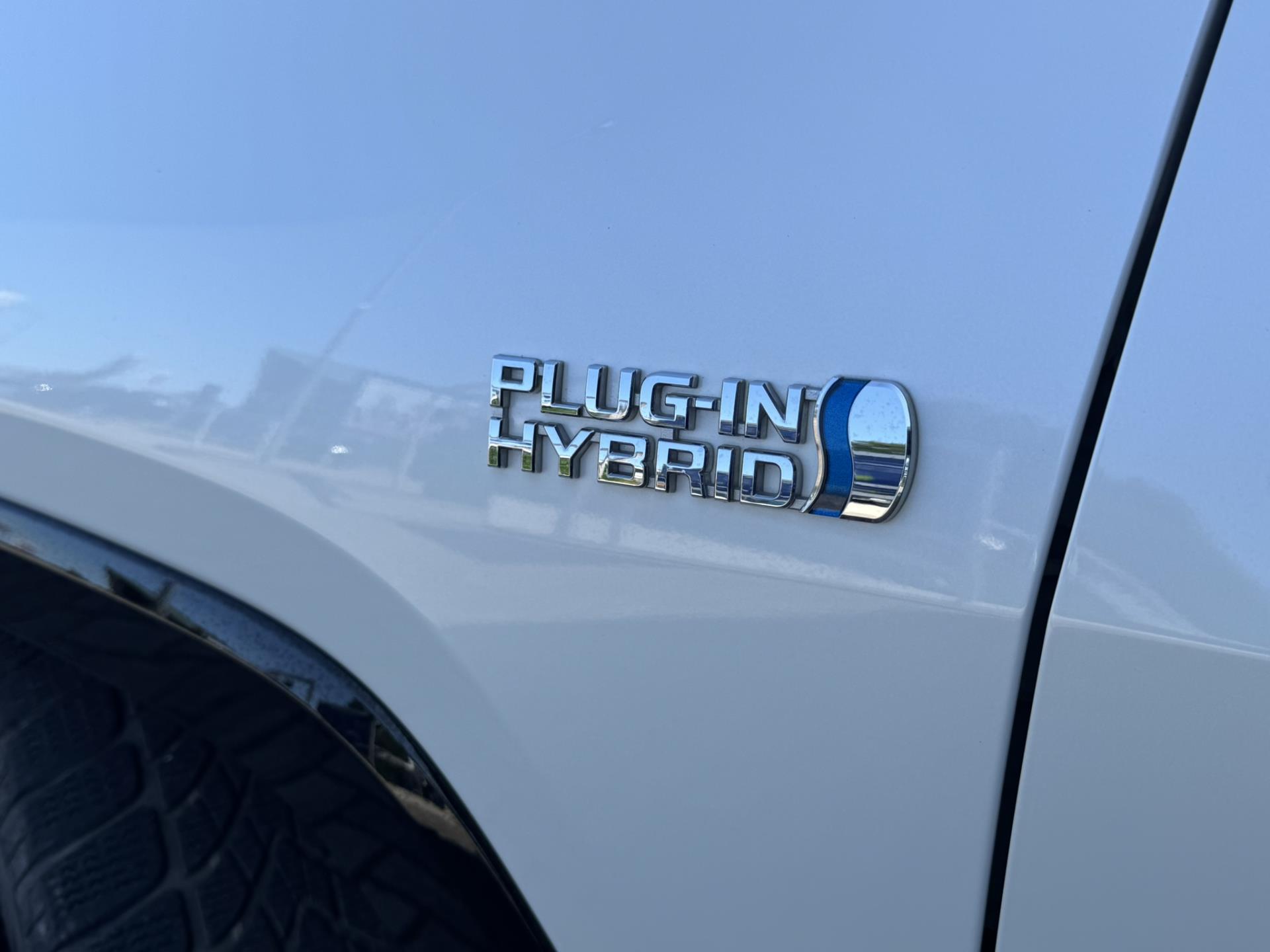 46048255-4.jpg