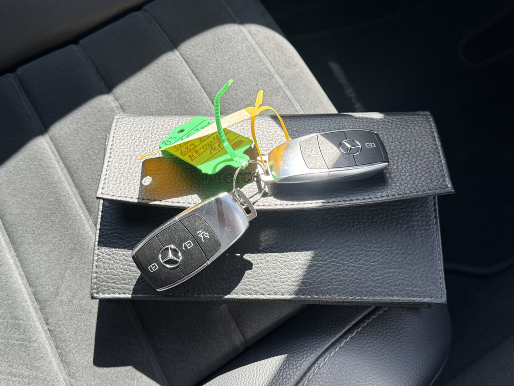 55865258-33.jpg